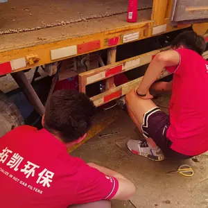 Crane exhaust gas purifier