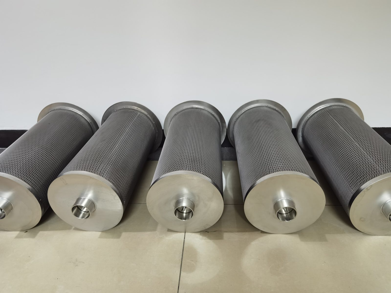Metal exhaust gas purifier units
