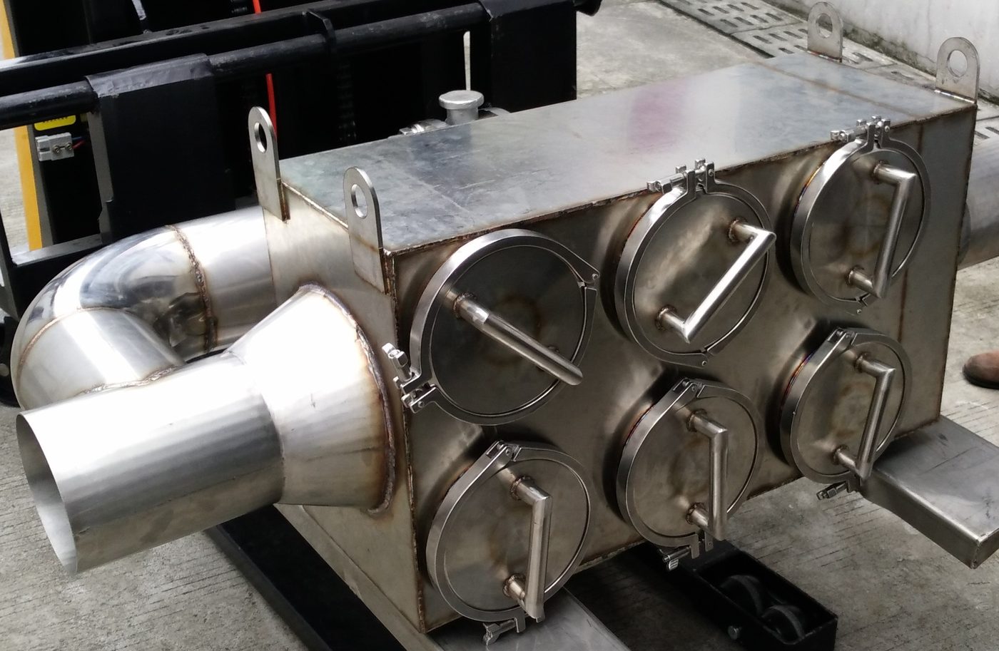 Home AIFILTECH 不锈钢尾气净化器整机 | AIFILTECH stainless steel exhaust purifier unit
