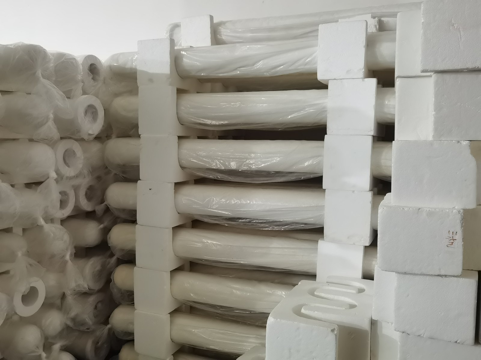 aifiltech ceramic fiber filter tubes warehouse 03.jpg