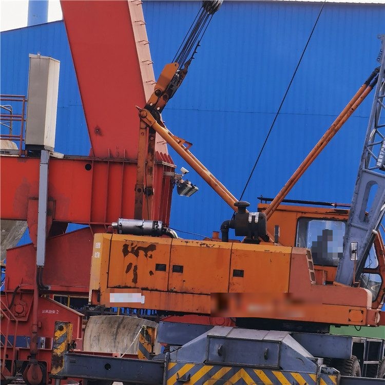 aifiltech dp crane lift p.jpg