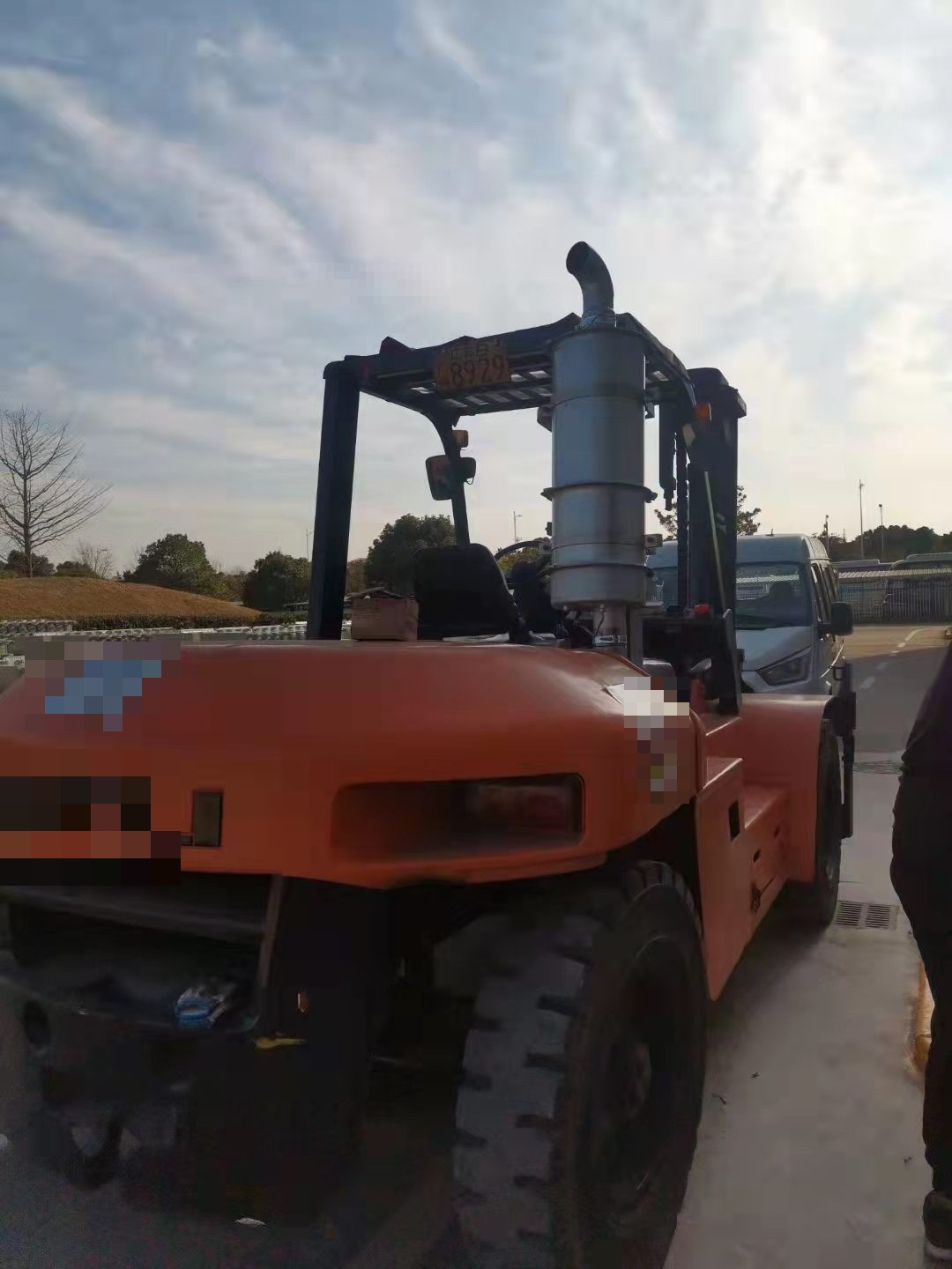 AIFILTECH heavy-duty forklift purifier installation