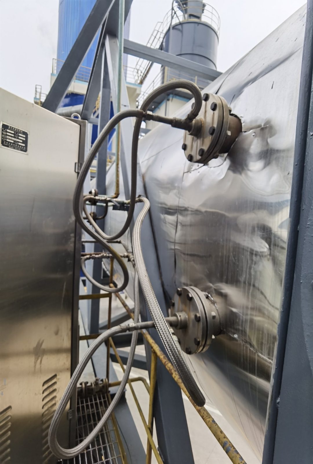 高温管道不锈钢金属软管与膨胀节安装 - AIFILTECH stainless metal hoses and expansion joints on hot duct