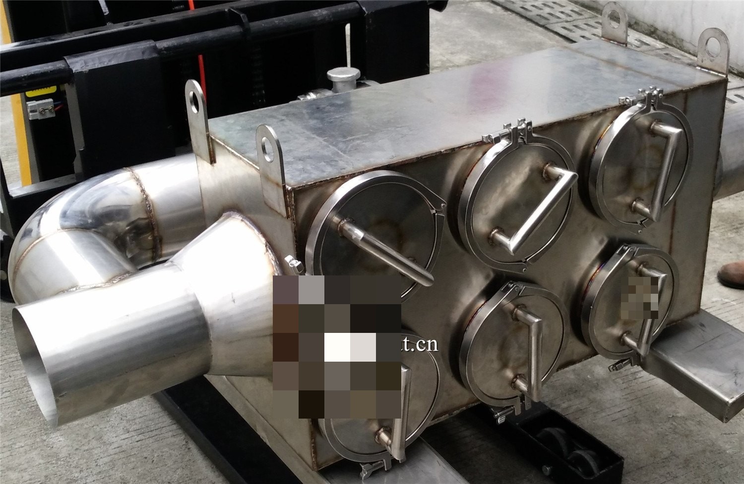 aifiltech excavator exhaust purifier installed 02 p.jpg