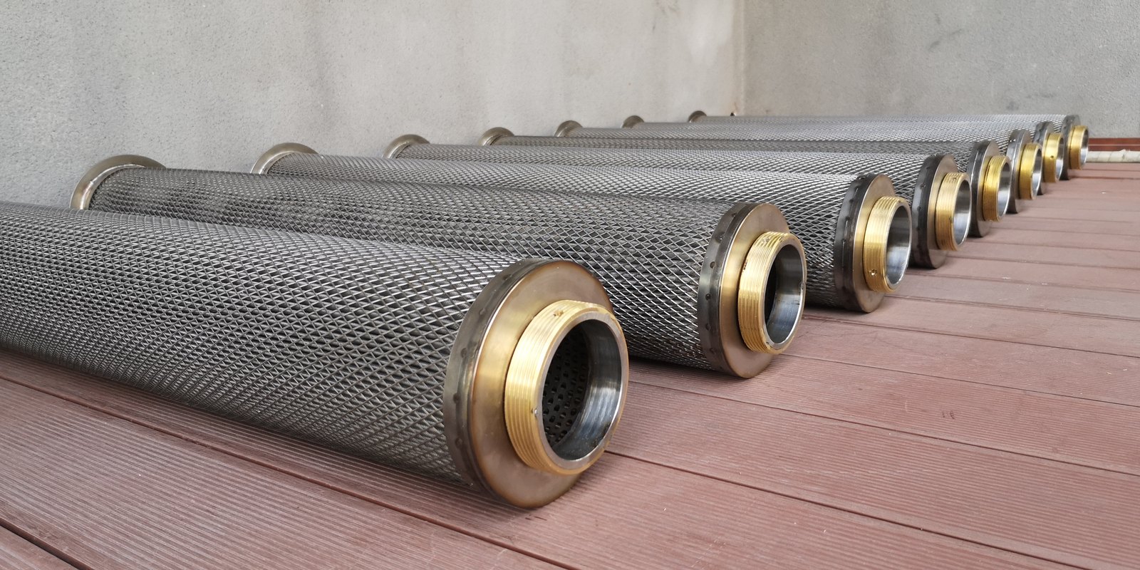 aifiltech metal filter elements row 01.jpg